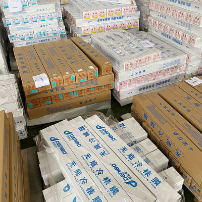 Хорошая цена. Глянцевая пленка для холодного ламинирования из ПВХ с низким уровнем отходов онлайн